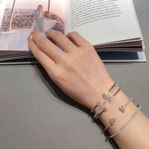 Brand Designer Women's Bangle 