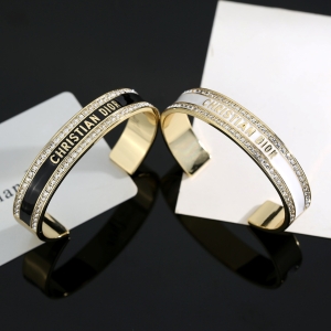 Brand Designer Women's Bangle 